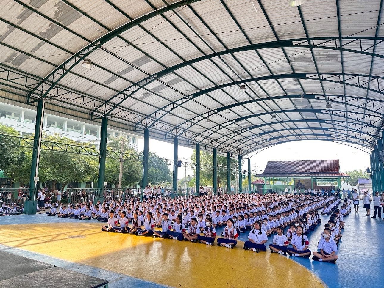 <div style='text-align:center;'><a href='img/article/art_1749000528/image/g/72f96f00f6d144669ccf5683c183d4101_1472768814.jpg' target='_blank' style='color:#FFF !important;' download><b>ดาวน์โหลดรูปภาพ</b> <span style='font-size:12px;'>(1,290 x 969 px)</span></a></div>