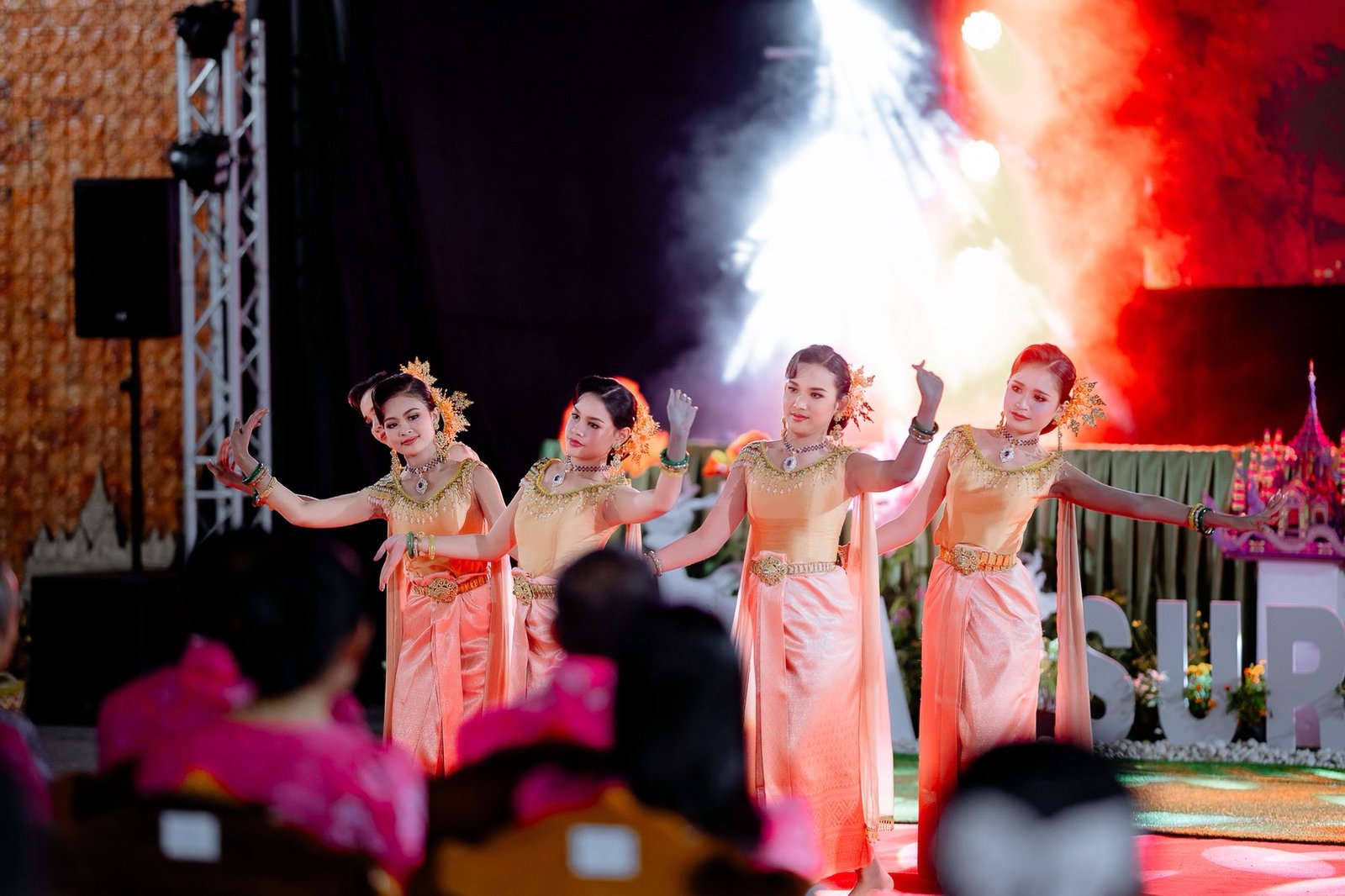 <div style='text-align:center;'><a href='img/article/art_1761486050/image/g/79d660d985a5ba1437e6a568d384b2f21_3205361333.jpg' target='_blank' style='color:#FFF !important;' download><b>ดาวน์โหลดรูปภาพ</b> <span style='font-size:12px;'>(2,048 x 1,364 px)</span></a></div>